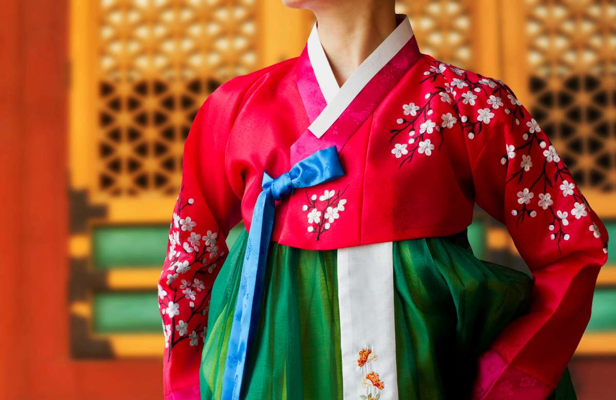 tren kebaya korea